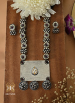 Load image into Gallery viewer, Saundarya Pendant