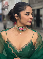 Load image into Gallery viewer, Gul-neckpiece