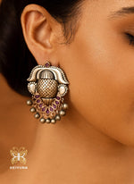 Load image into Gallery viewer, Medha Earrings
