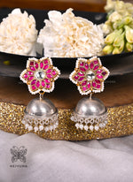 Load image into Gallery viewer, Moh Earrings