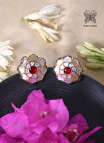 Load image into Gallery viewer, Mother of pearls Earrings