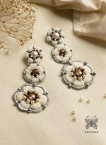 Load image into Gallery viewer, Nishika-Earrings