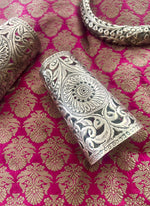 Load image into Gallery viewer, Nritya Handcuff