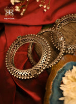 Load image into Gallery viewer, Padmini Bangle Set ( Set of 3 )