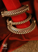 Load image into Gallery viewer, Padmini Bangle Set ( Set of 3 )