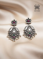 Load image into Gallery viewer, Pancham Earrings