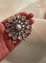 Load image into Gallery viewer, Sheesham Earrings-2