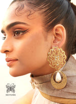 Load image into Gallery viewer, Taal-Earrings