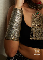 Load image into Gallery viewer, Rukmani Handcuff