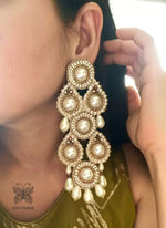 Load image into Gallery viewer, shanaya-earrings