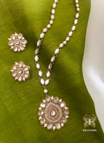 Load image into Gallery viewer, Sheesham Pendant Set