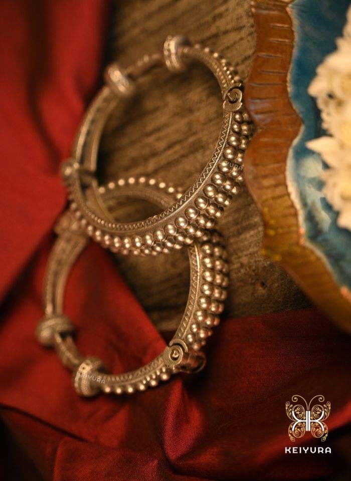 Aakriti Bangle Bracelet ( Set of 2 )