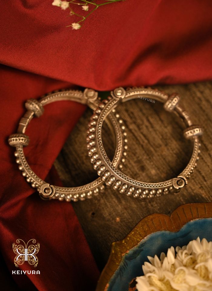 Aakriti Bangle Bracelet ( Set of 2 )
