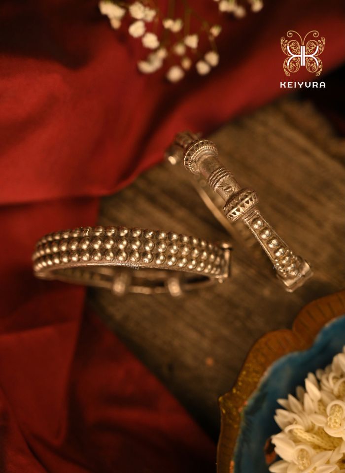 Aakriti Bangle Bracelet ( Set of 2 )