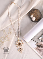 Load image into Gallery viewer, Waterlily pendant
