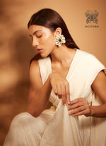 Load image into Gallery viewer, Daisy-Earrings
