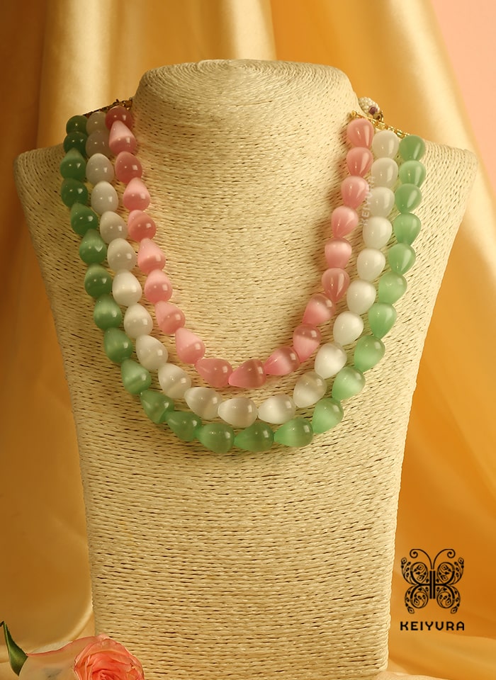 Dhara Pearl Necklace