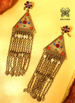 Load image into Gallery viewer, Fareedan Earrings

