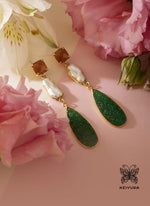 Load image into Gallery viewer, Flaura Earrings