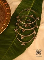 Load image into Gallery viewer, Ghungroo Bangles ( Set of 4 ) 