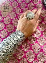 Load image into Gallery viewer, Jharokha Handcuff
