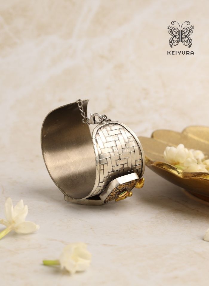 Kokila Bracelet Back