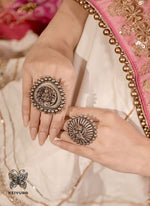 Load image into Gallery viewer, Leela Ring