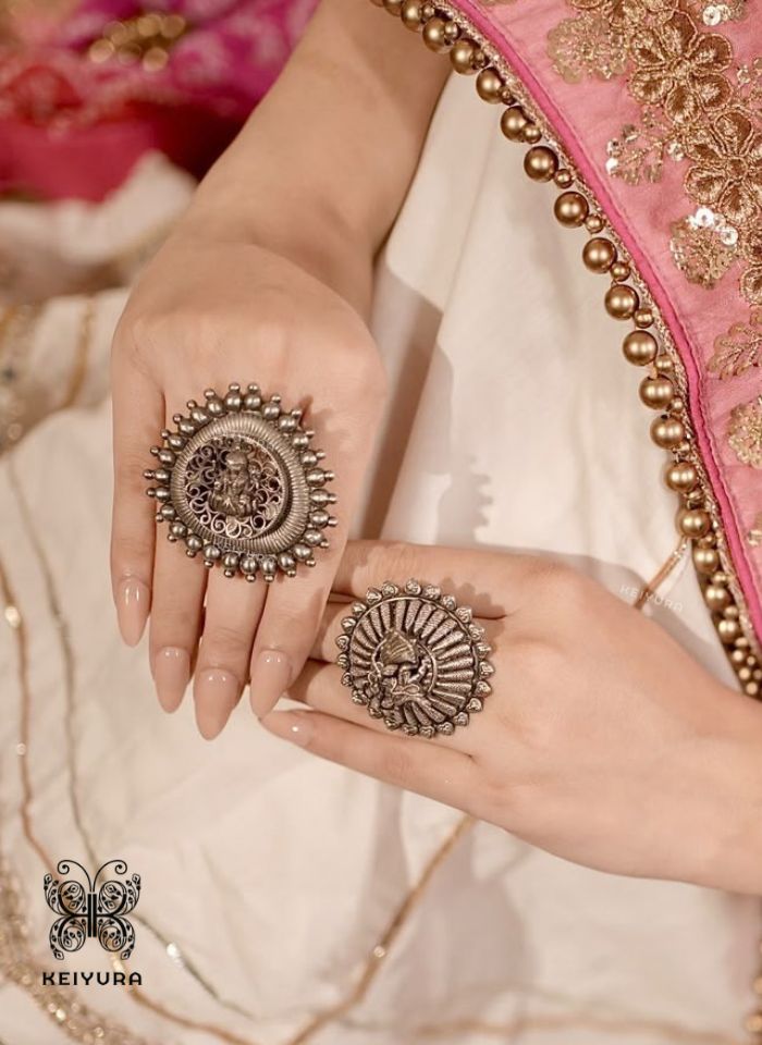 Leela Ring