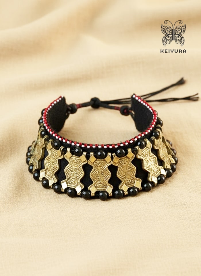 Mandira Choker