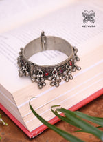 Load image into Gallery viewer, Aftab Bracelet
