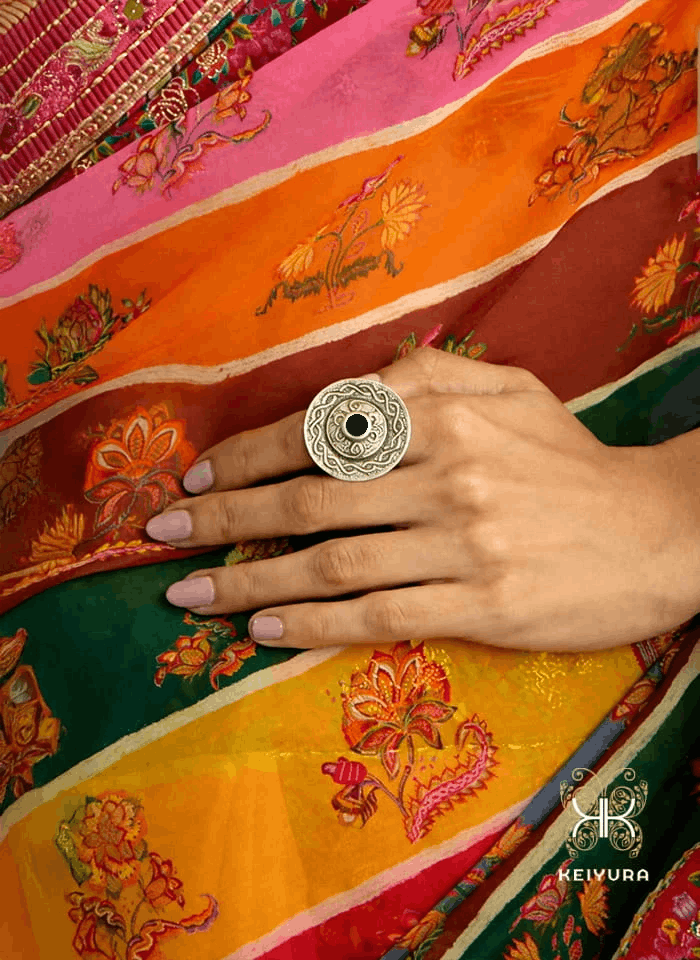 Mia Ring