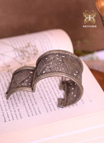 Load image into Gallery viewer, Zarifa Handcuff
