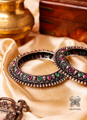 Navrang-Bangle-set