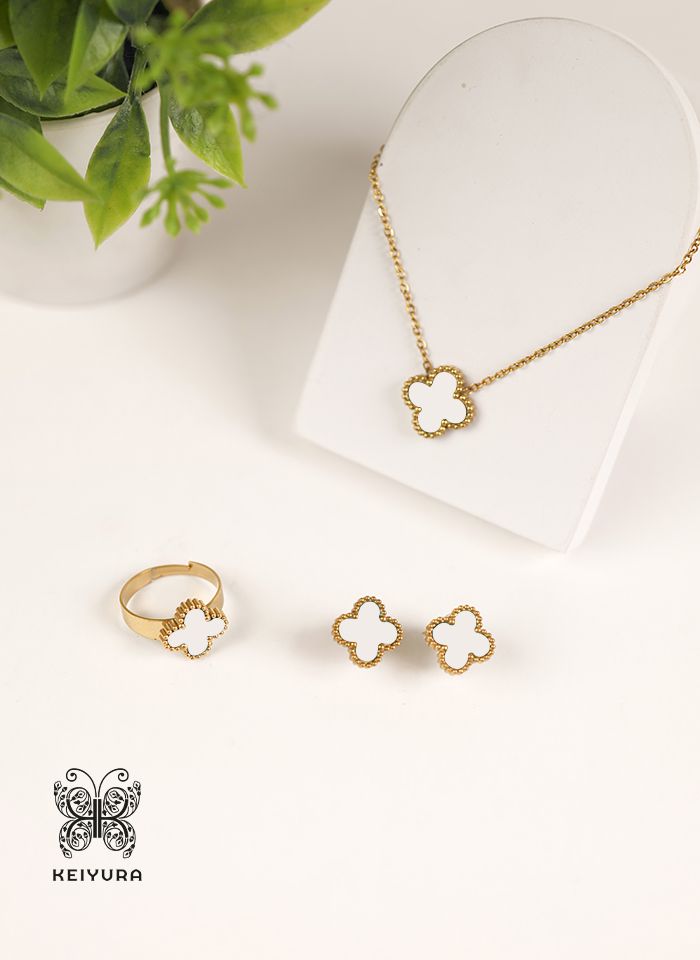 Noa Pendant Set
