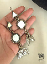 Load image into Gallery viewer, Noora Earrings