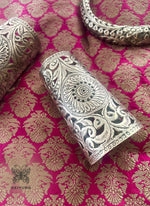 Load image into Gallery viewer, Nritya Handcuff
