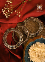 Load image into Gallery viewer, Padmini  Bangle Set ( Set of 3 ) 