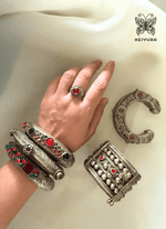 Load image into Gallery viewer, Sultana Bracelet