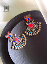 Load image into Gallery viewer, Raazi Earrings
