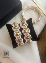 Load image into Gallery viewer, Rajasi Bangles (Set of 2)