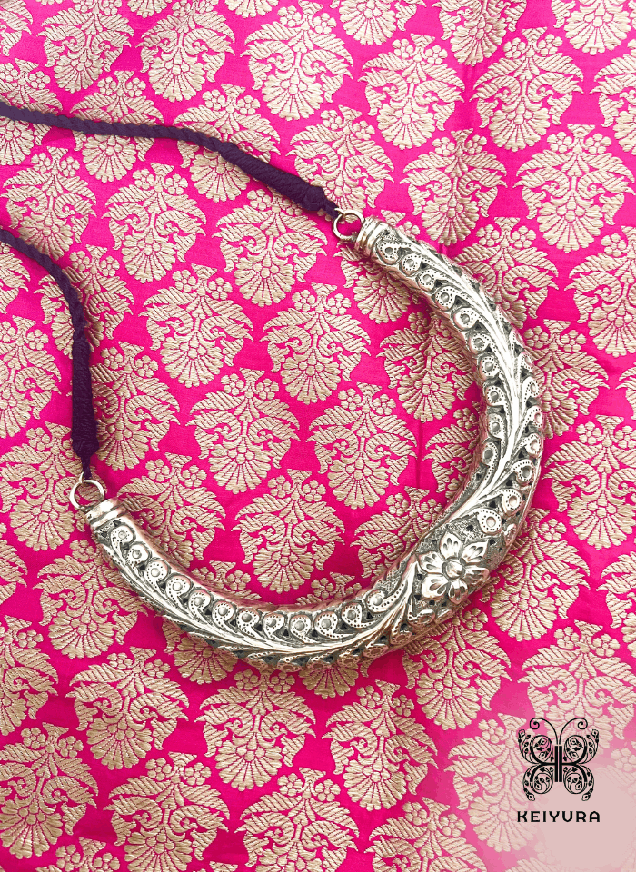 Reva Hasli Necklace