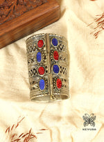 Load image into Gallery viewer, Rukhsar Handcuff
