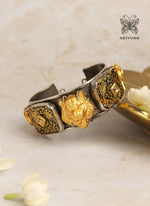 Load image into Gallery viewer, Simbha Bracelet 1
