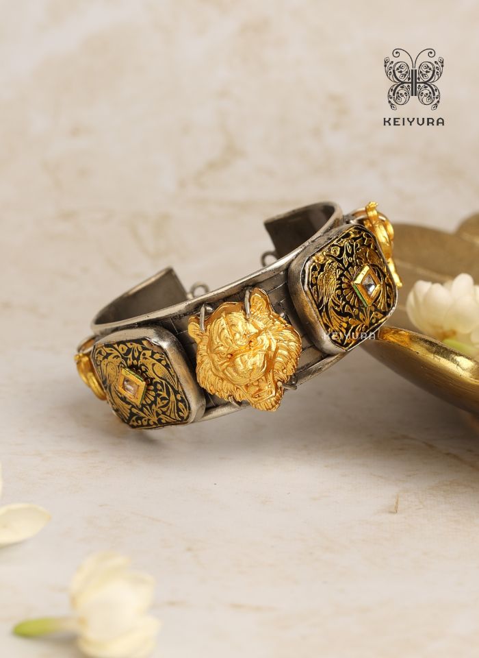 Simbha Bracelet 1
