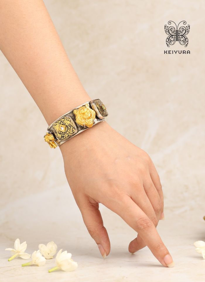 Simbha Bracelet 2