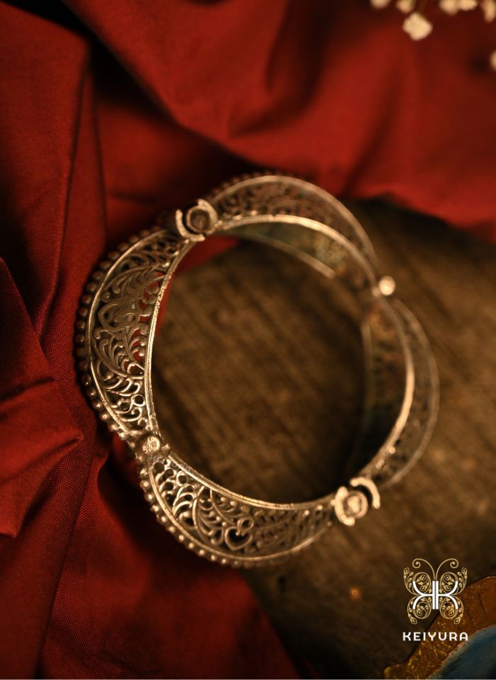 Vrinda Jaali Bracelet