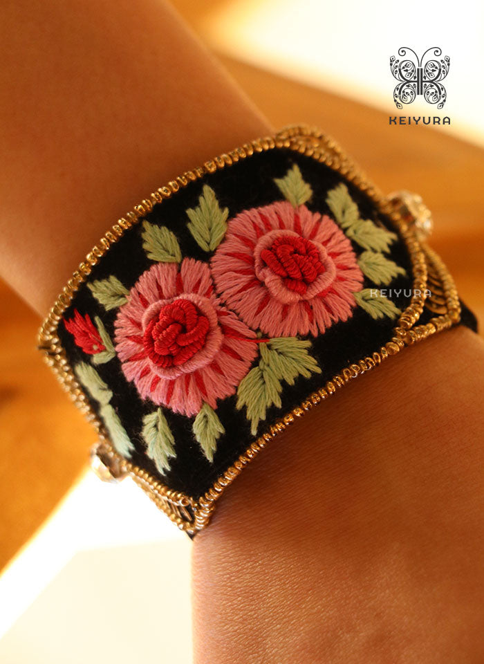gulnar-bracelet