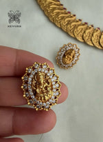 Load image into Gallery viewer, Lakshmi Studs
