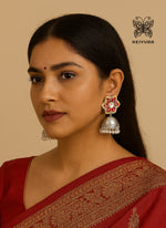 Load image into Gallery viewer, Moh Earrings
