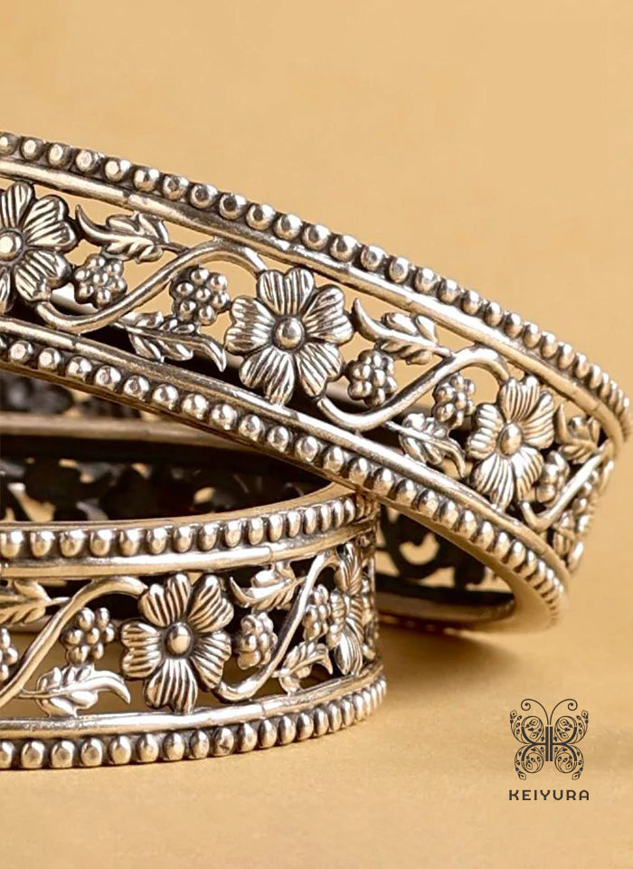 Sampada Bangle